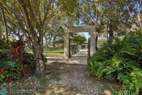 12840 SW 83rd Court Pinecrest FL 33156