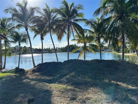 20826 SW 85th Place Cutler Bay FL 33189