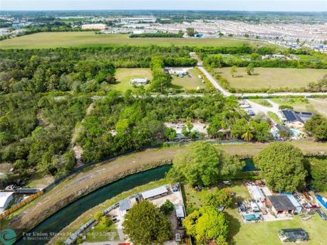 23625 SW 125 Homestead FL 33032