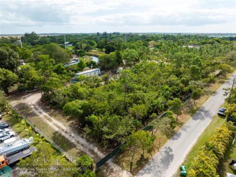 23625 SW 125 Homestead FL 33032
