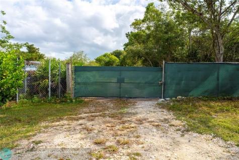 23625 SW 125 Homestead FL 33032