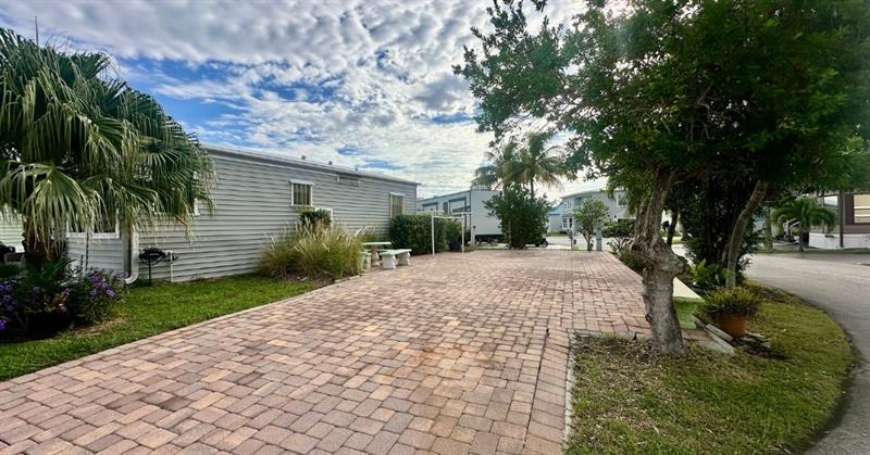 305 Nettles Boulevard Jensen Beach FL 34957