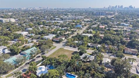 435 NE 25th Street Wilton Manors FL 33305