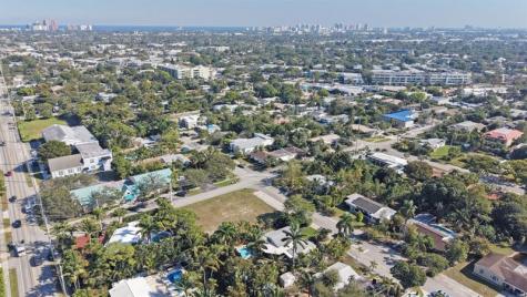 435 NE 25th Street Wilton Manors FL 33305