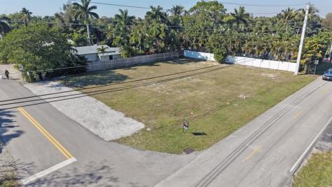 435 NE 25th Street Wilton Manors FL 33305