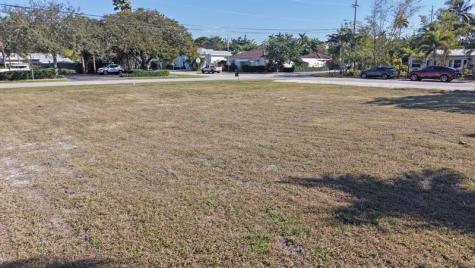 435 NE 25th Street Wilton Manors FL 33305