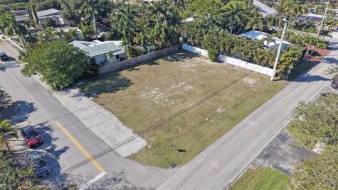 435 NE 25th Street Wilton Manors FL 33305