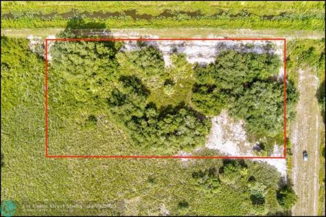 16788 NW 276th Street Okeechobee FL 34972