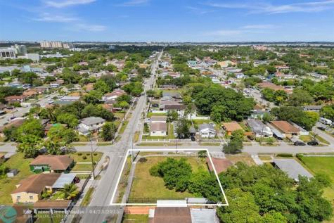1895 NW 58th Street Miami FL 33142