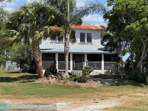 672 State Road 78 Okeechobee FL 34974