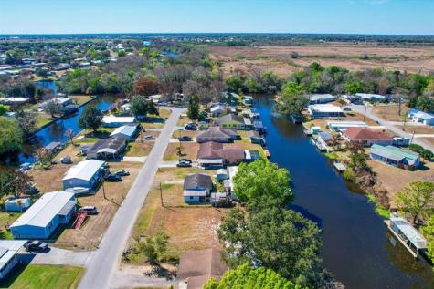 2937 SE 21st Court Okeechobee FL 34974