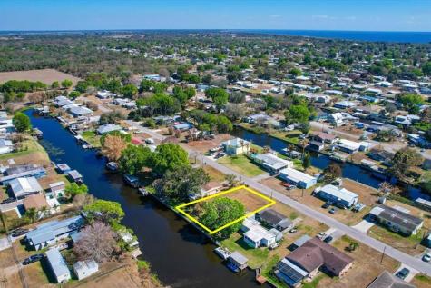 2937 SE 21st Court Okeechobee FL 34974
