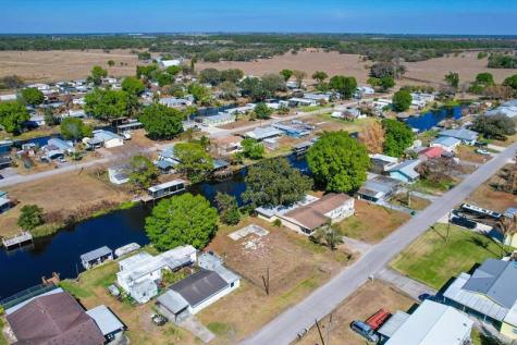 2937 SE 21st Court Okeechobee FL 34974