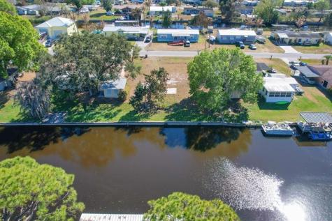 2937 SE 21st Court Okeechobee FL 34974