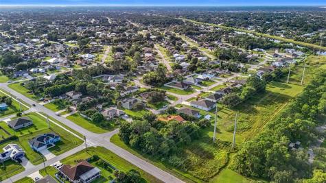 2192 SW Del Rio Boulevard Port St Lucie FL 34953