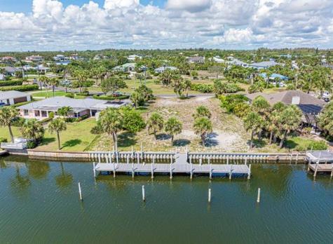 4406 Bethel Creek Drive Vero Beach FL 32963