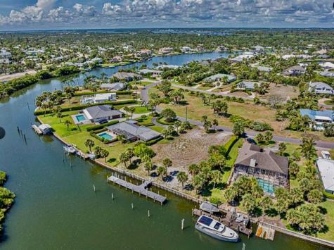 4406 Bethel Creek Drive Vero Beach FL 32963