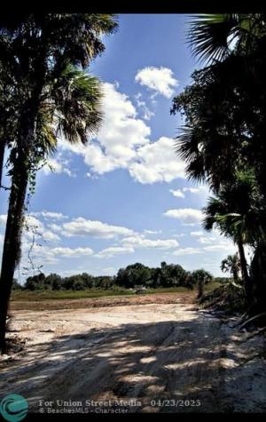 17120 NW 306th Street Okeechobee FL 34972