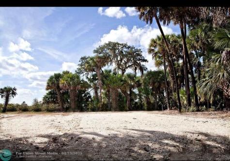 17120 NW 306th Street Okeechobee FL 34972