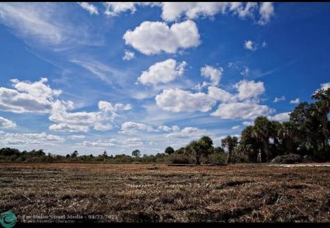 17120 NW 306th Street Okeechobee FL 34972