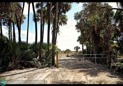 17120 NW 306th Street Okeechobee FL 34972