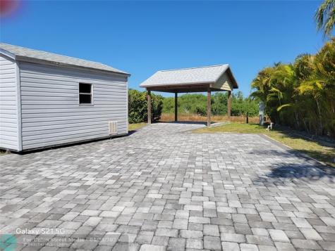 3825 SW 6th Glen Okeechobee FL 34974