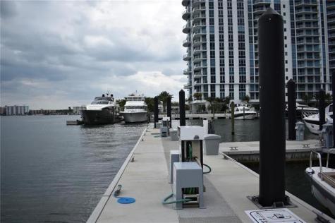 17211 Biscayne Boulevard #064 North Miami Beach FL 33160