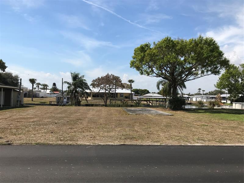 1460 Lake Drive Okeechobee FL 34974
