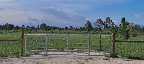 17927 NW 302nd Street Okeechobee FL 34972