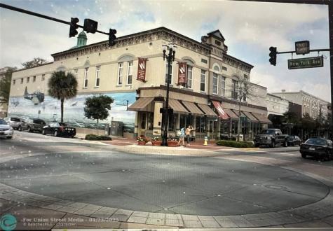 705 W Beresford Avenue DeLand FL 32720