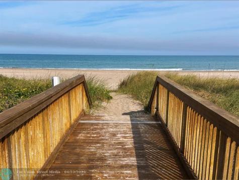 4865 Watersong Way Hutchinson Island FL 34949