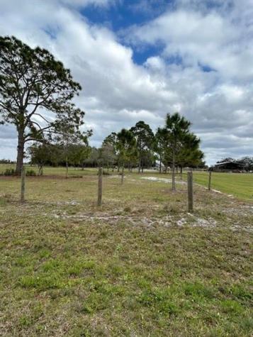14294 NE 26th Avenue Okeechobee FL 34972