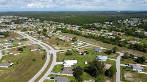 4239 E Gator Circle Cape Coral FL 33909
