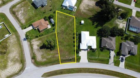 4239 E Gator Circle Cape Coral FL 33909