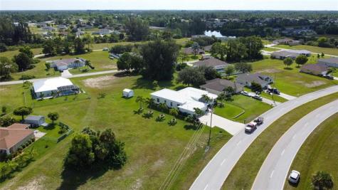 4239 E Gator Circle Cape Coral FL 33909