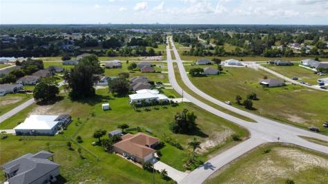 4239 E Gator Circle Cape Coral FL 33909
