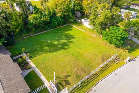 747 Roane Rd, Clermont Other City - In The State Of Florida FL 34711