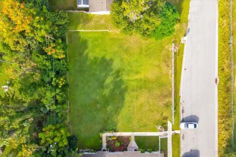 747 Roane Rd, Clermont Other City - In The State Of Florida FL 34711