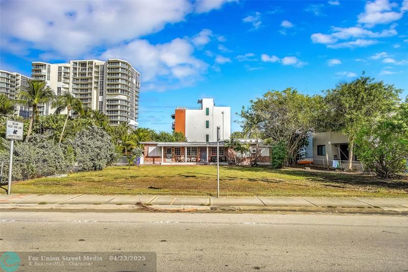 356 Balboa Street Hollywood FL 33019