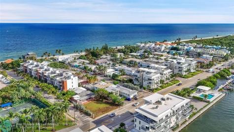 356 Balboa Street Hollywood FL 33019