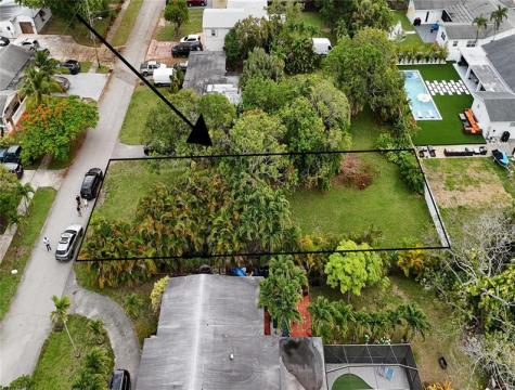 524 SW 5 Avenue Hallandale Beach FL 33009