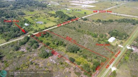 19634 NW 254 Street Okeechobee FL 34972