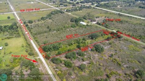 19634 NW 254 Street Okeechobee FL 34972
