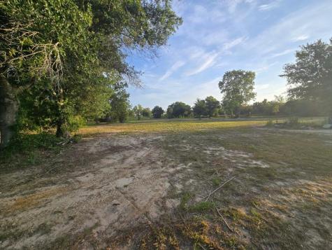 16431 NW 254th Street Okeechobee FL 34972