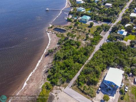 1261 Avenue A Big Pine Key FL 33043