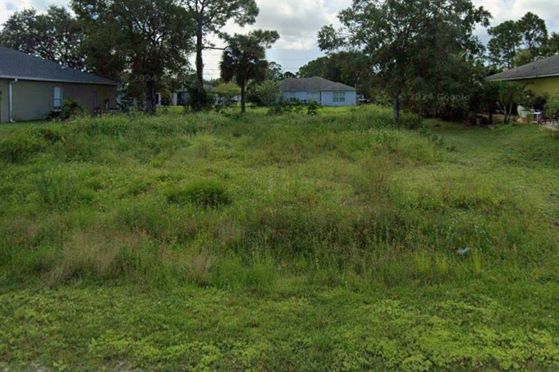 8355 102ND Court Vero Beach FL 32967