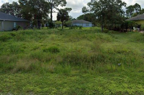 8355 102ND Court Vero Beach FL 32967
