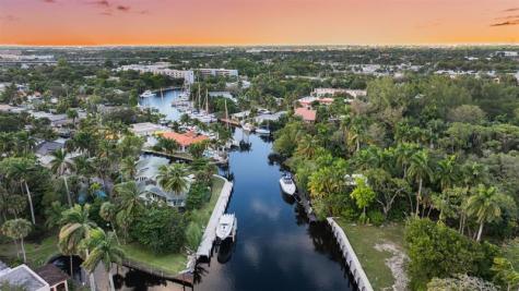 311 SW 14 Way Fort Lauderdale FL 33312
