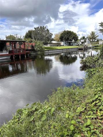 2909 SE 38th Avenue Okeechobee FL 34974