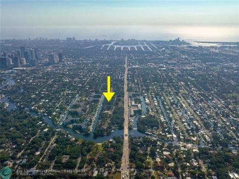 1131 Pina Del Rio Fort Lauderdale FL 33315